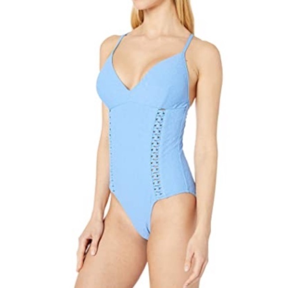 JESSICA Simpson Rose Bay Textured 1 Piece Swimsuit - Picture 1 of 8
